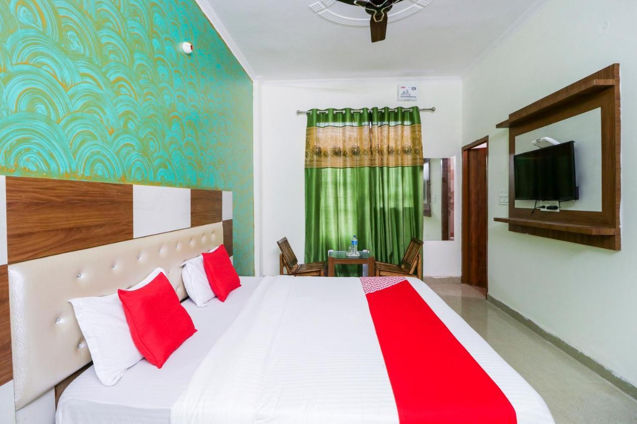 Oyo Hotel City View Nayagaon Esterno foto