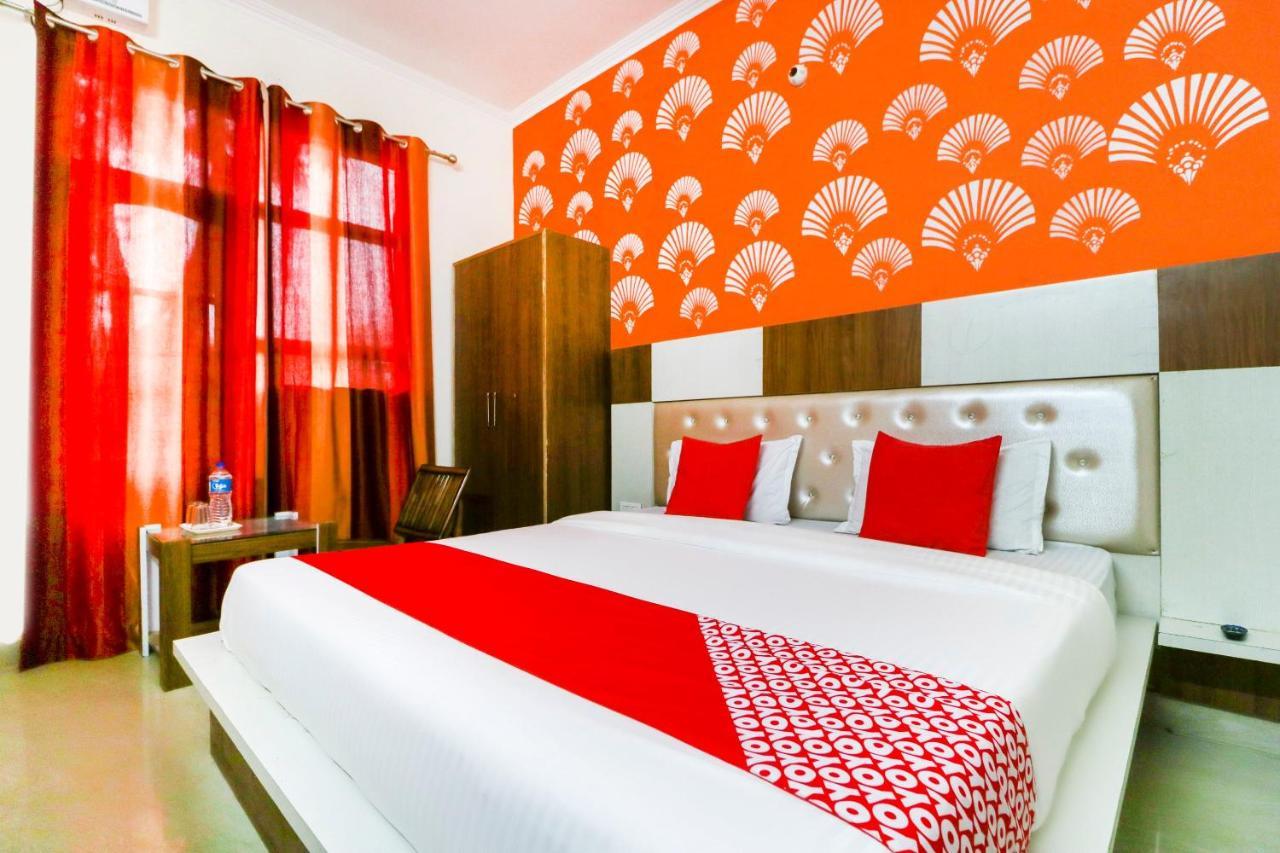 Oyo Hotel City View Nayagaon Esterno foto